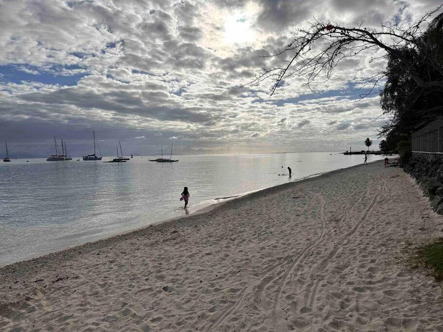 Meri Lodge Huahine Fare Exterior foto